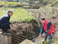 田埂上的“五星”书记——第一书记刘红卫让五星村有了“五星”服务